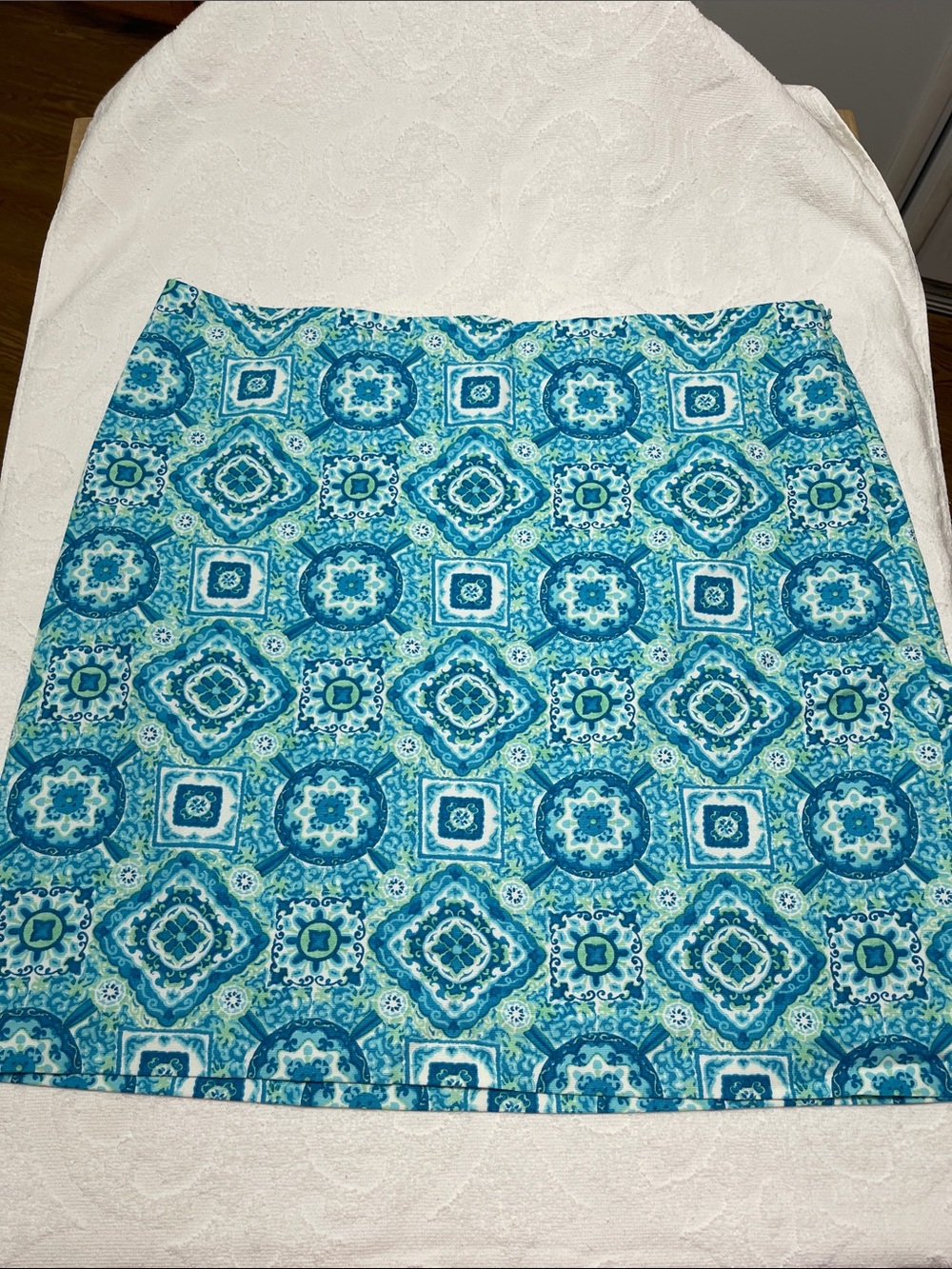 Talbots Turquoise &  Green Midi Skirt - Sz 16